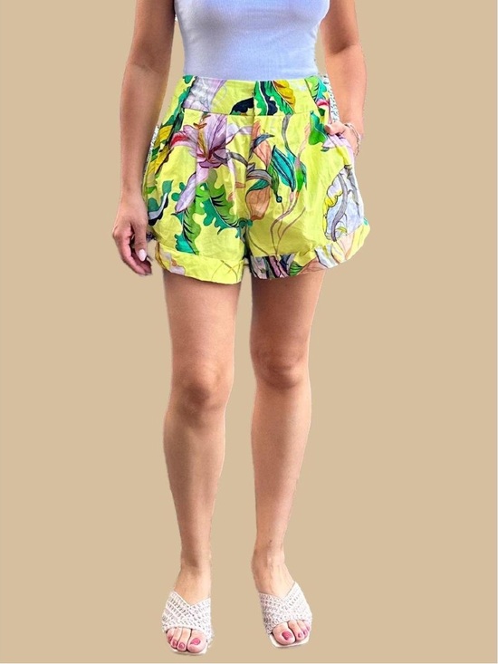 FARM Rio Pants - FARM Rio Água Viva Buquê shorts (never worn) size M